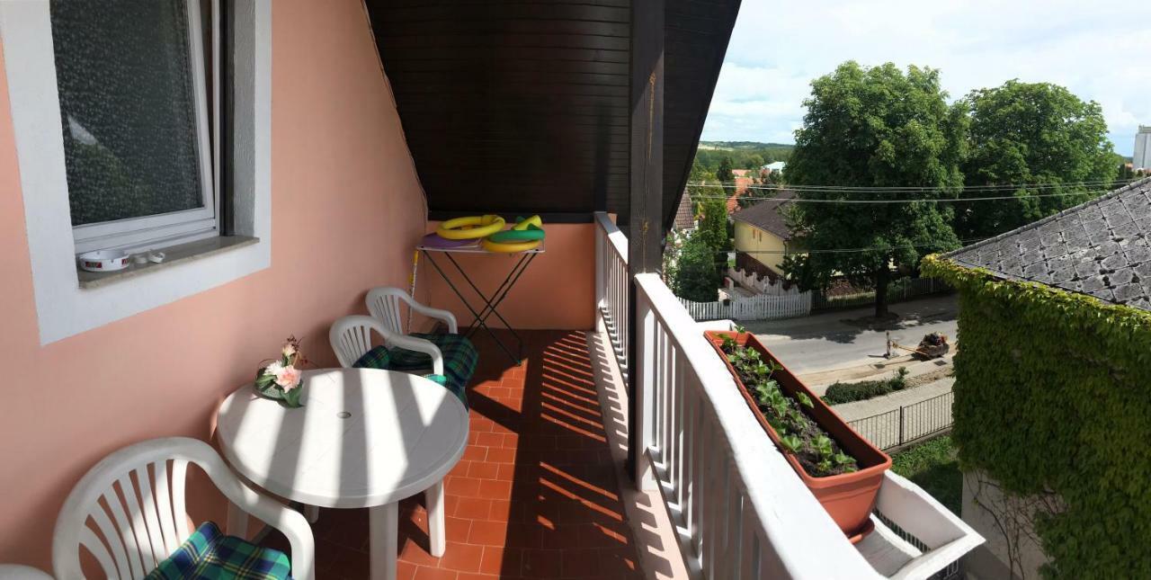 Friends Villa Apartments 2 Heviz Exterior foto